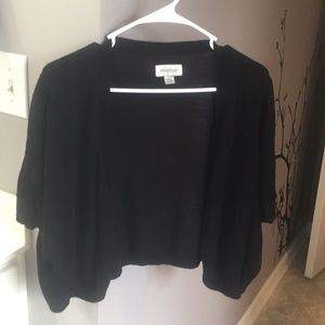 Black batwing shrug 18/20